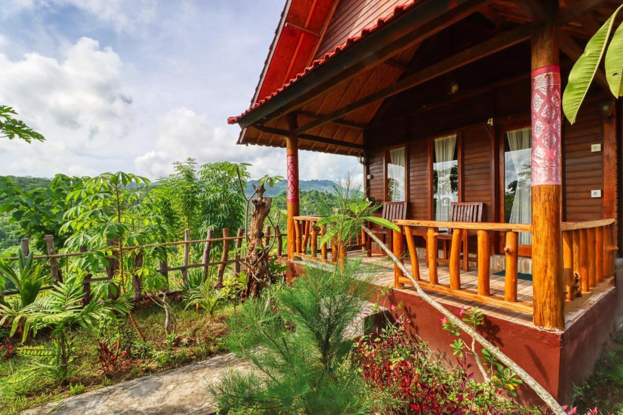 Ayu Hill Vakantiepark Ped